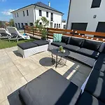 Nest2 *